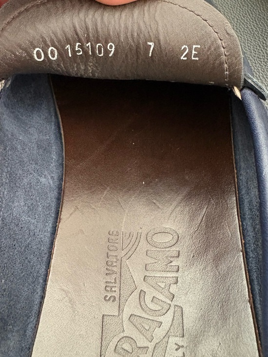 Salvatore Ferragamo Gancini Bit Leather Boat Casual Loafers Navy Sz 7 Made Italy main image 9
